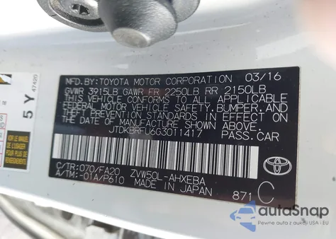 2016 Toyota Prius Two z USA, uszkodzony, nr VIN JTDKBRFU6G3011417